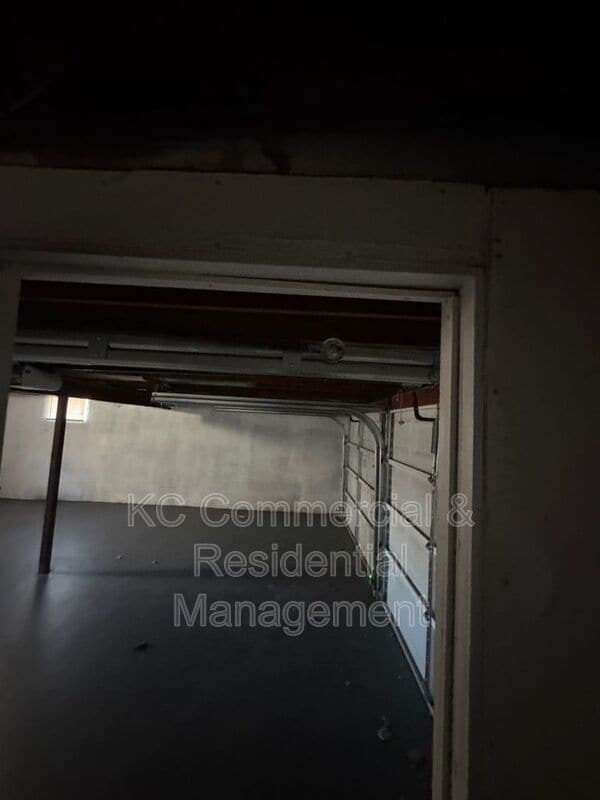 Building Photo - 218 SW 19th St