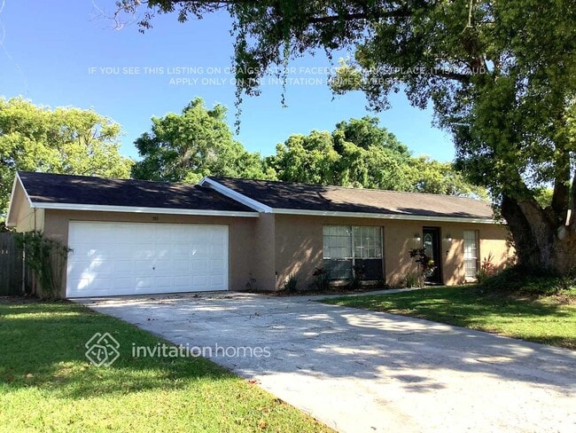 Building Photo - 1513 Highcrest Cir