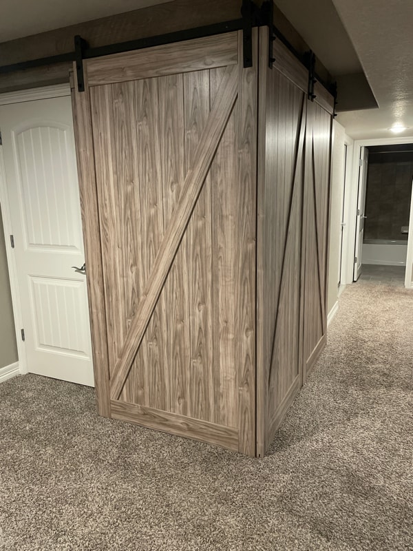 Building Photo - 5383 Homeward Dr