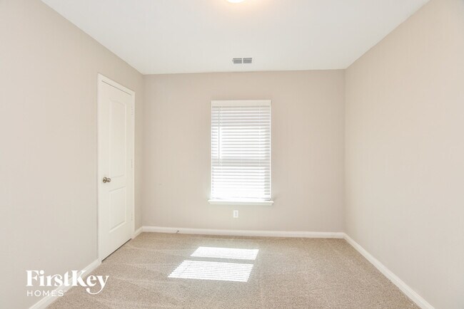 Building Photo - 4123 Perch Dr