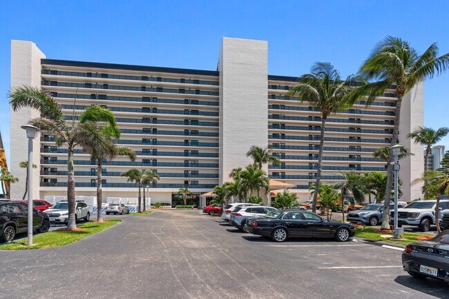 Building Photo - 10410 S Ocean Dr