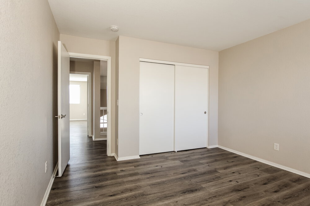 Building Photo - 11322 W Loren Ln