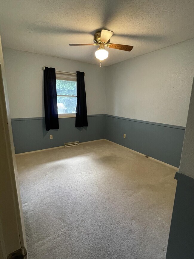 Building Photo - 964 Patricia Ann Dr