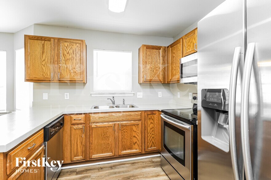 Building Photo - 620 Wilderness Trail Dr