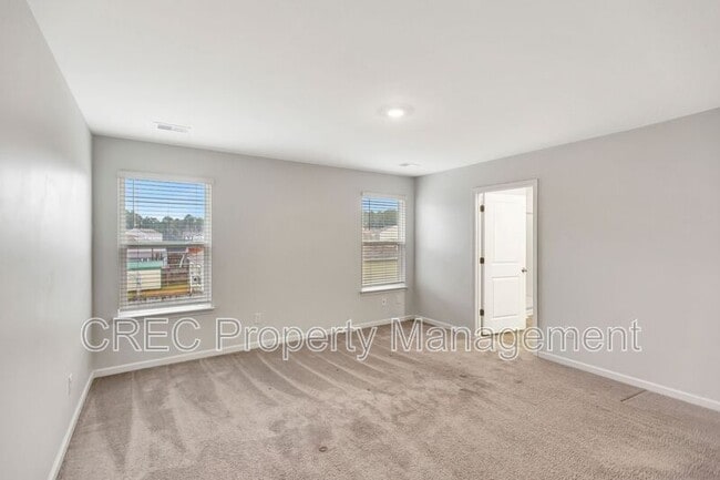 Building Photo - 575 Wayton Cir