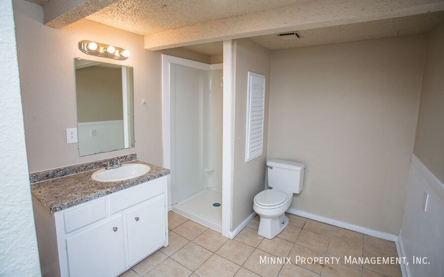 Building Photo - 1910 28th St