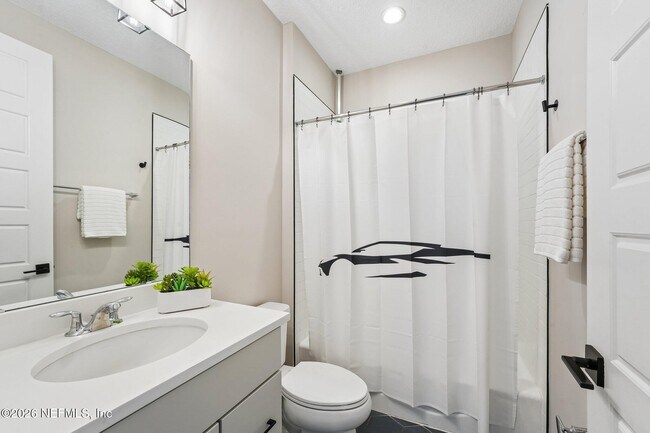 Building Photo - 10223 Silverbrook Trl