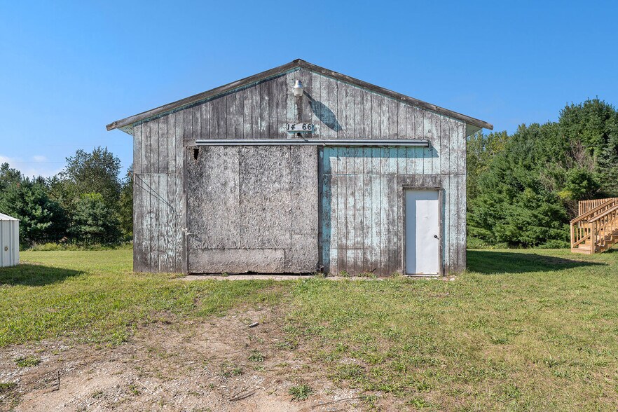 Building Photo - 14066 Deer Valley Ln