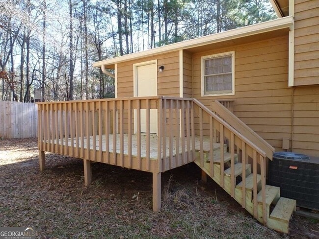Building Photo - 524 Millard Farmer Rd