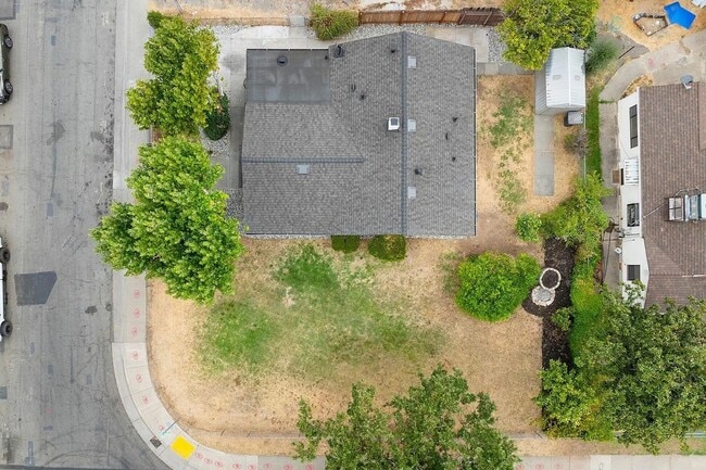 Building Photo - 5891 28th St