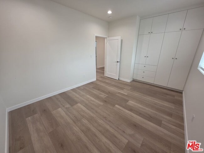 Building Photo - 6748 Ben Ave