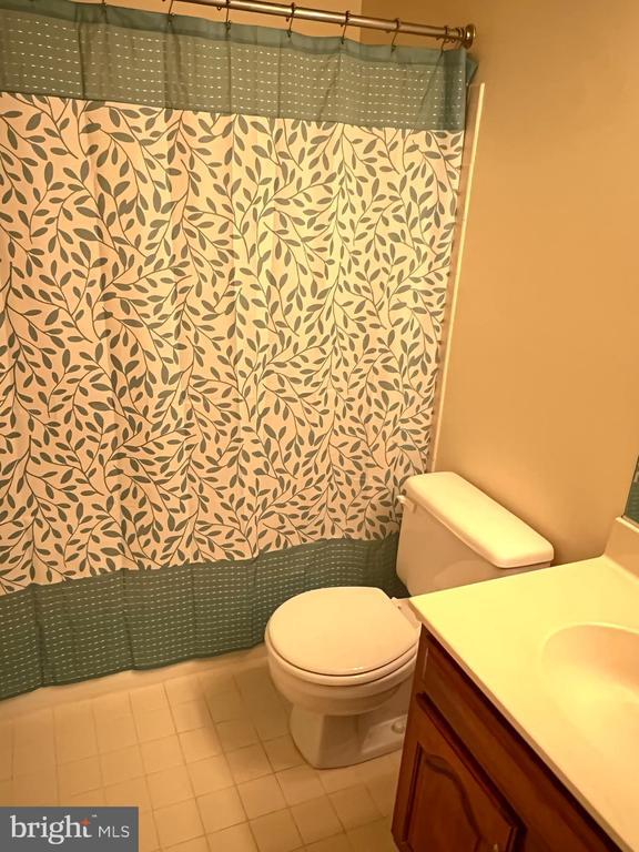 Building Photo - 10775 Brewer House Rd