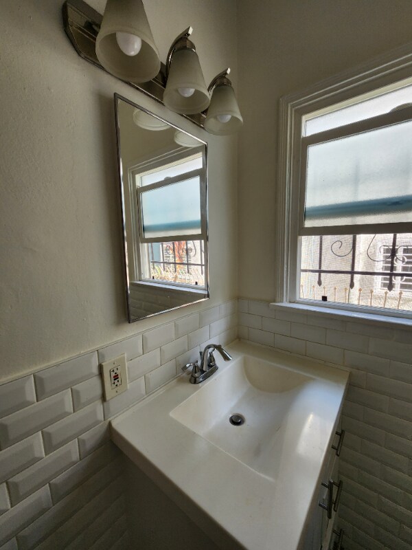 Building Photo - 1781 Orchid Ave