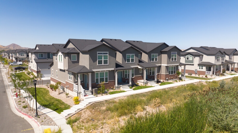 Building Photo - Gabler's Grove Towns