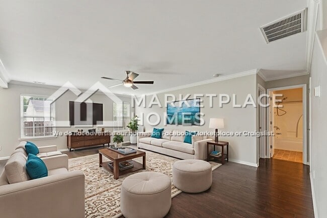 Building Photo - 517 Windsong Dr