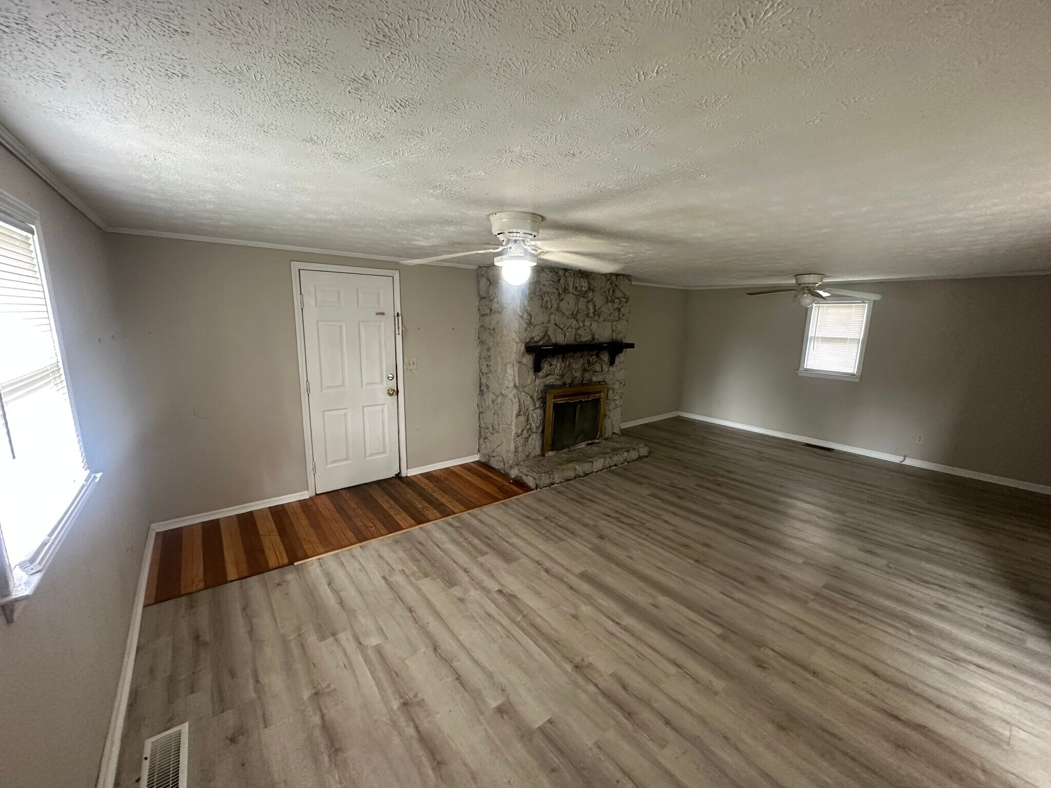 Building Photo - 1612 Alton Station Rd