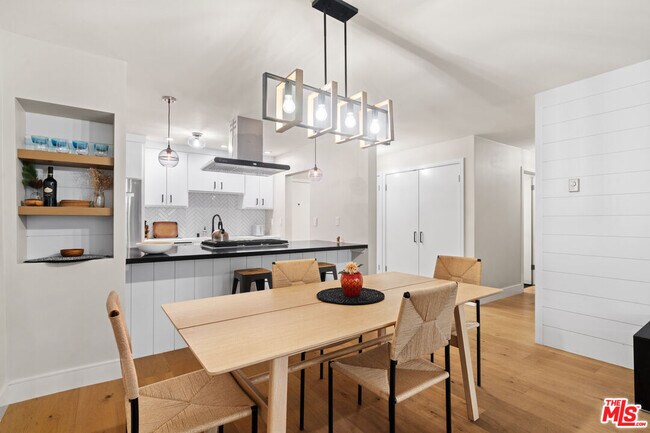 Building Photo - 1252 11th St