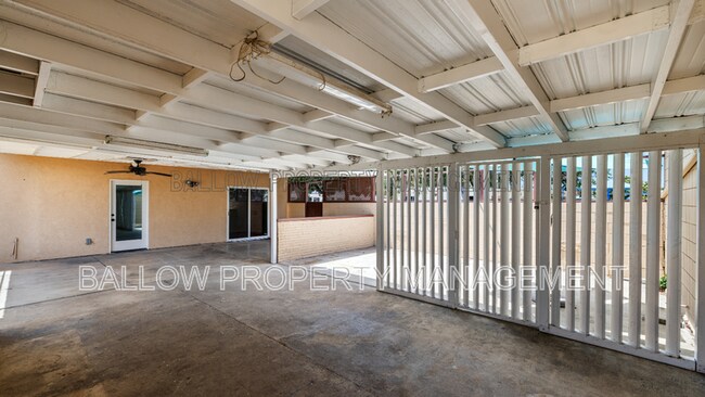 Building Photo - 455 Smith Ave