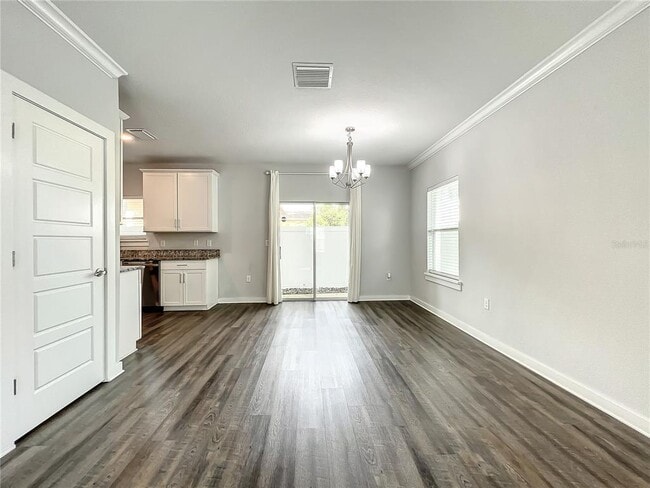 Building Photo - 3715 W Wisconsin Ave