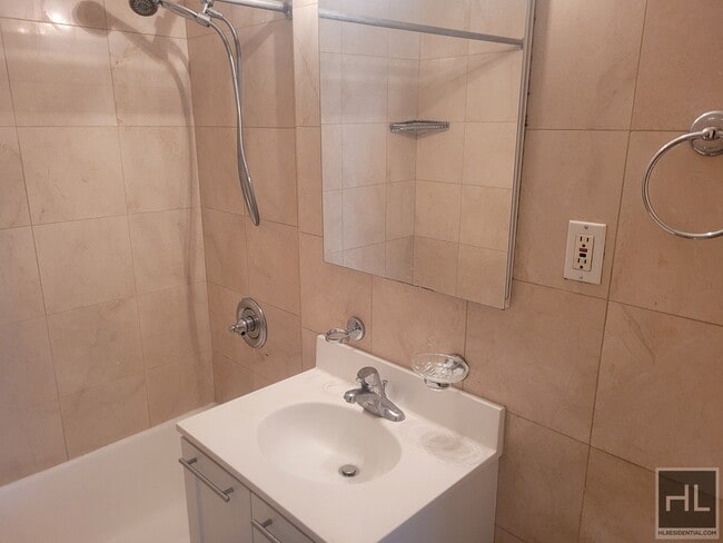 Building Photo - 435 East 79th Street