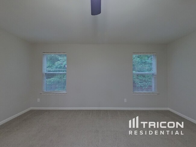 Building Photo - 5005 Sandi's Ct