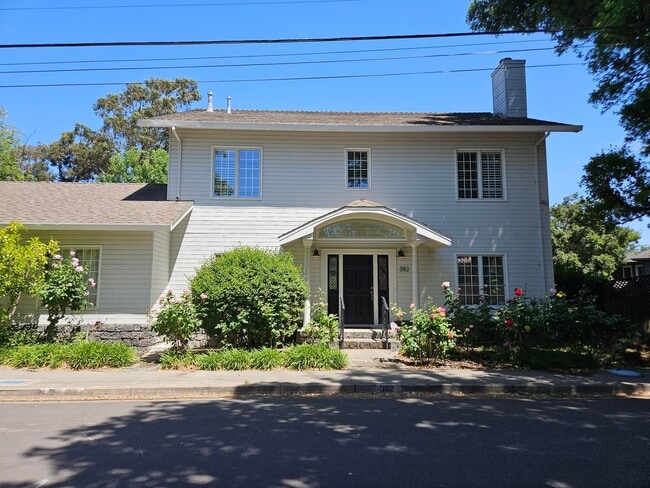 Building Photo - Coming Soon..... Stunning 4 Bed 3 Bath Naglee Park Home Nestled in a Quiet Cul-De-Sac