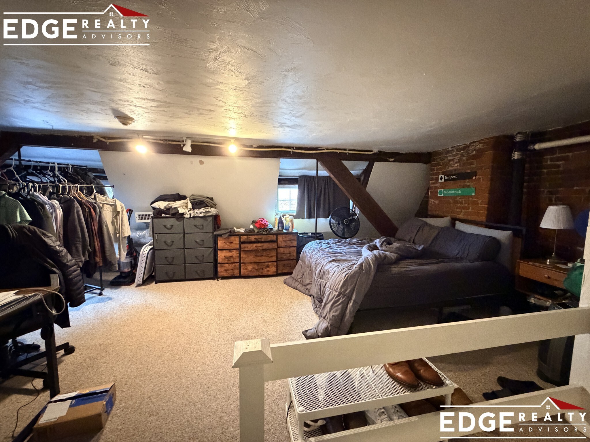 Building Photo - 1798 Beacon St