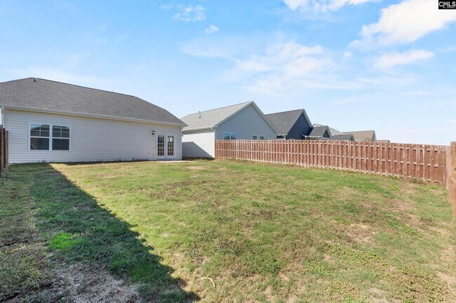 Building Photo - 1351 Montford Dr