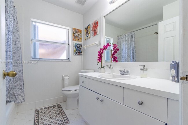 Building Photo - 12101 SW 135th Terrace