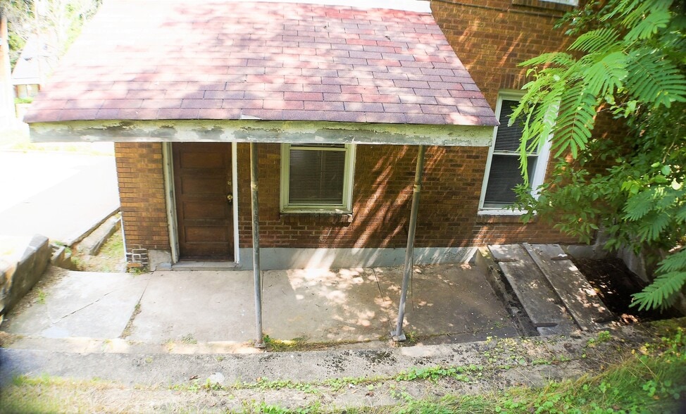 Building Photo - 227 Maytide St