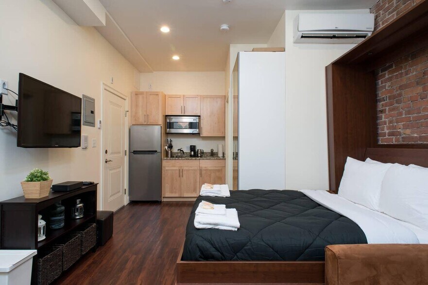 Building Photo - 18 Cumberland St