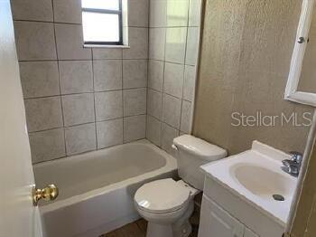 Building Photo - 1220 Morin St