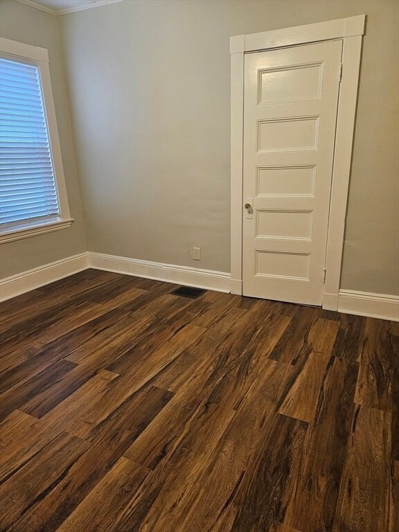 Building Photo - 21 Baldwin St