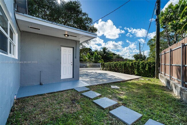 Building Photo - 22295 SW 108th Ave