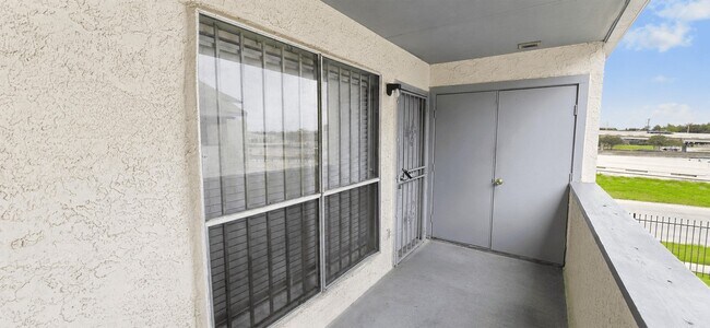 Building Photo - 7313 Gulf Fwy