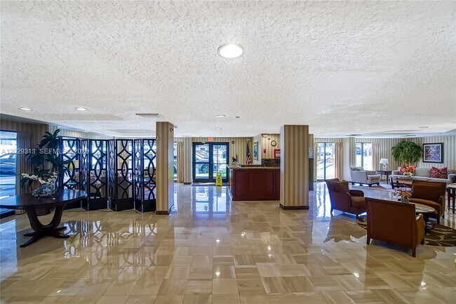 Building Photo - 3031 N Ocean Blvd