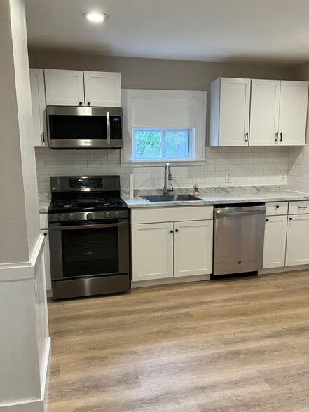 Kitchen - 111 Highland St