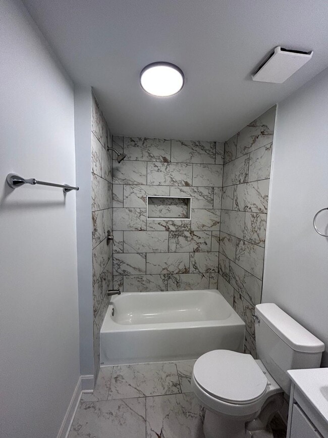 Building Photo - 2916 Portland Ave