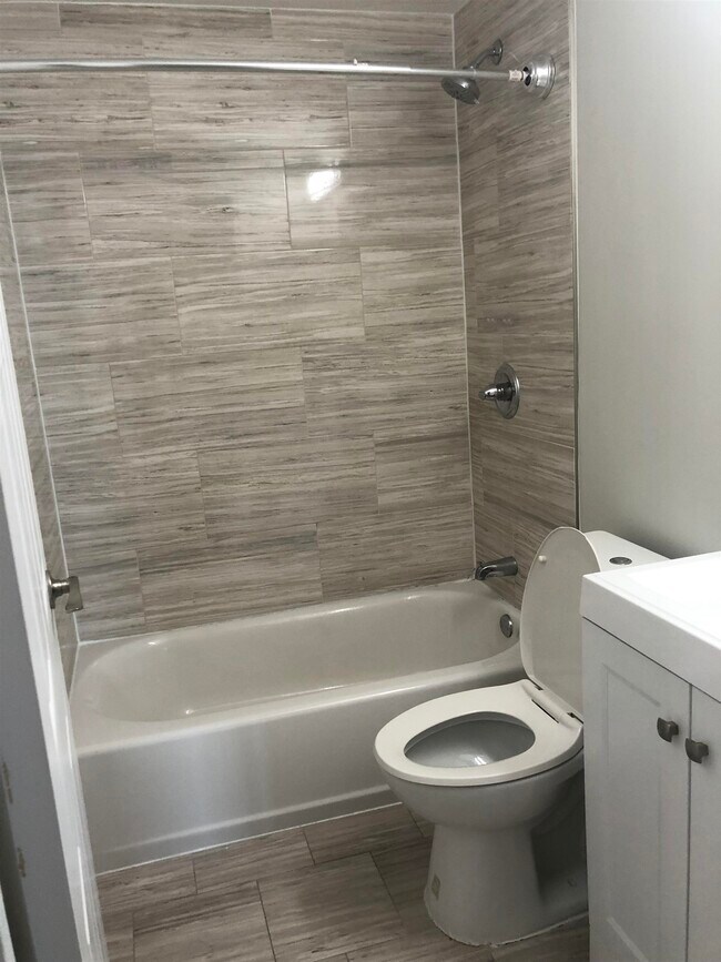 Building Photo - 5701 BLVD E