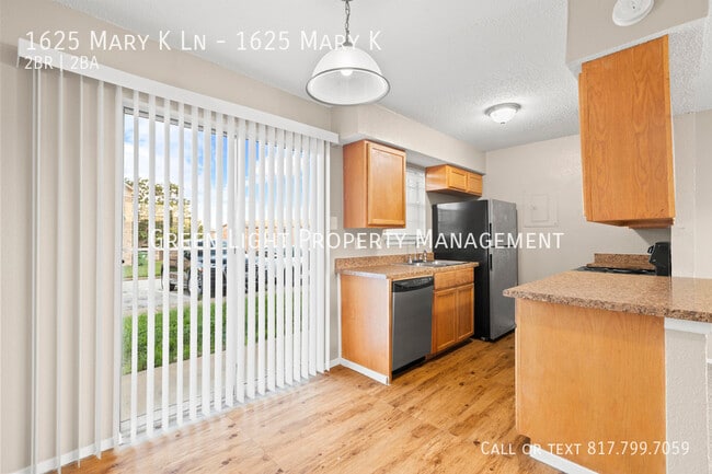 Building Photo - 1625 Mary K Ln