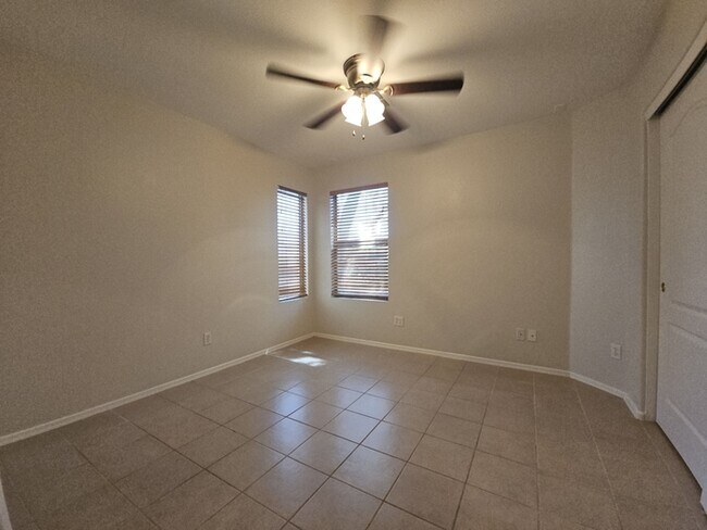 Building Photo - Charming 3-Bedroom Home for Rent in East M...