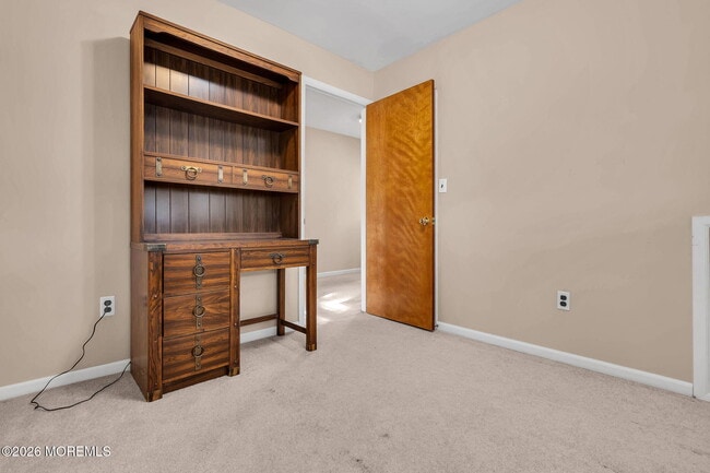 Building Photo - 501 Cable Ave