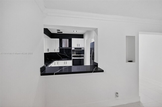 Building Photo - 465 NW 153rd St