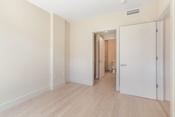 Master Bedroom - 121 Portland St