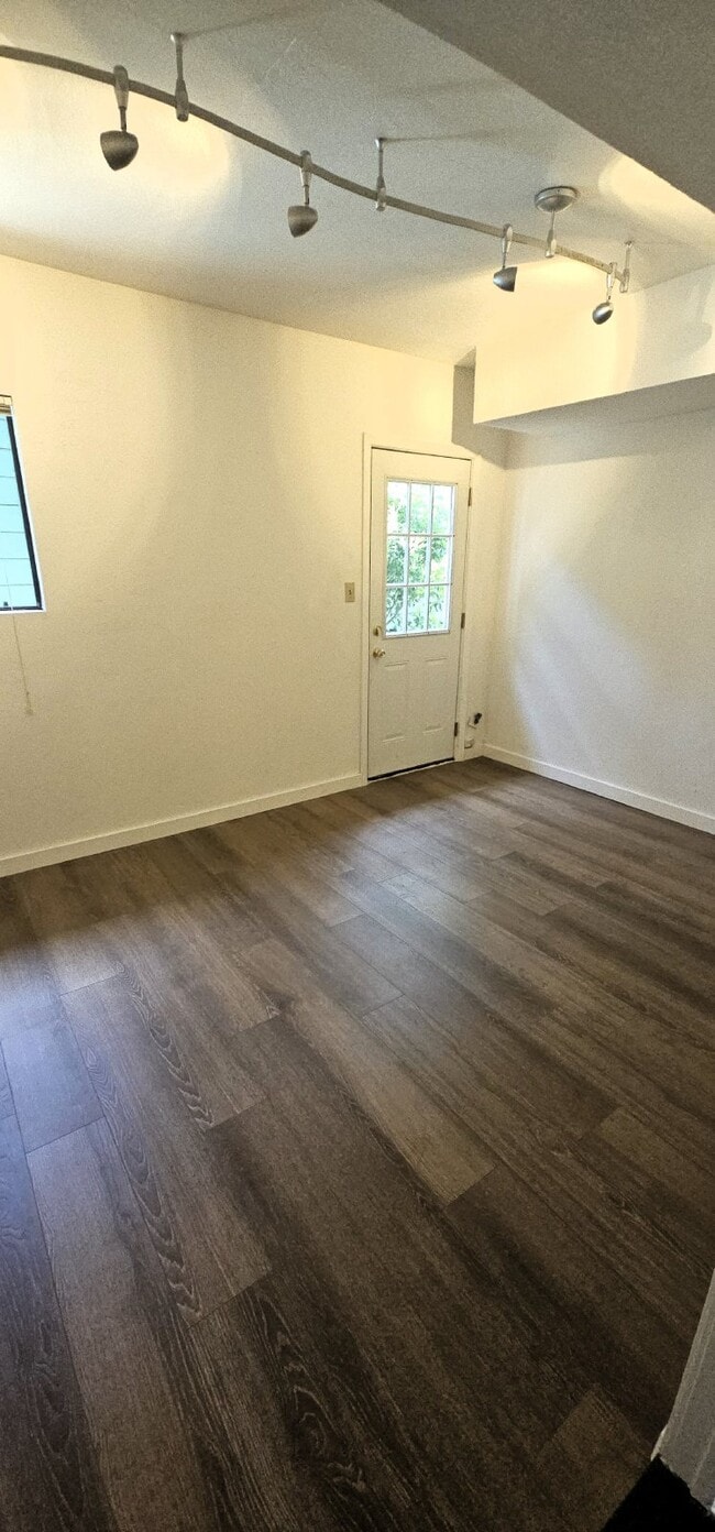 Building Photo - Stunning Capitola Home with Bonus Office &...