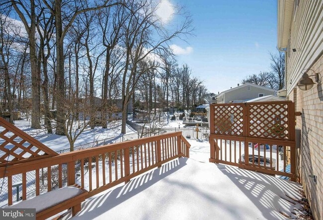 Building Photo - 9125 Donna Dean Dr