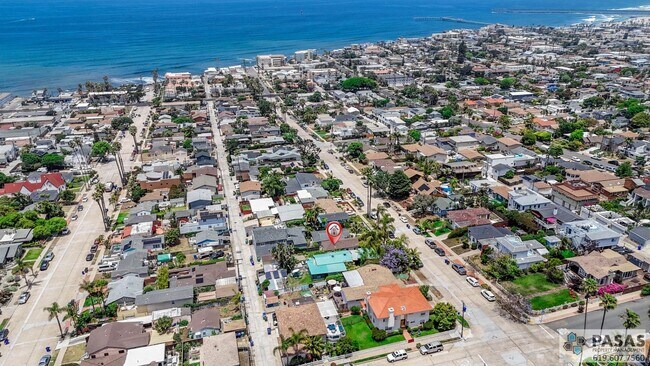 Building Photo - Charming Ocean Beach Home!