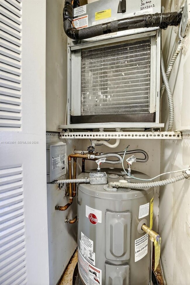 Building Photo - 7401 NW 16th St