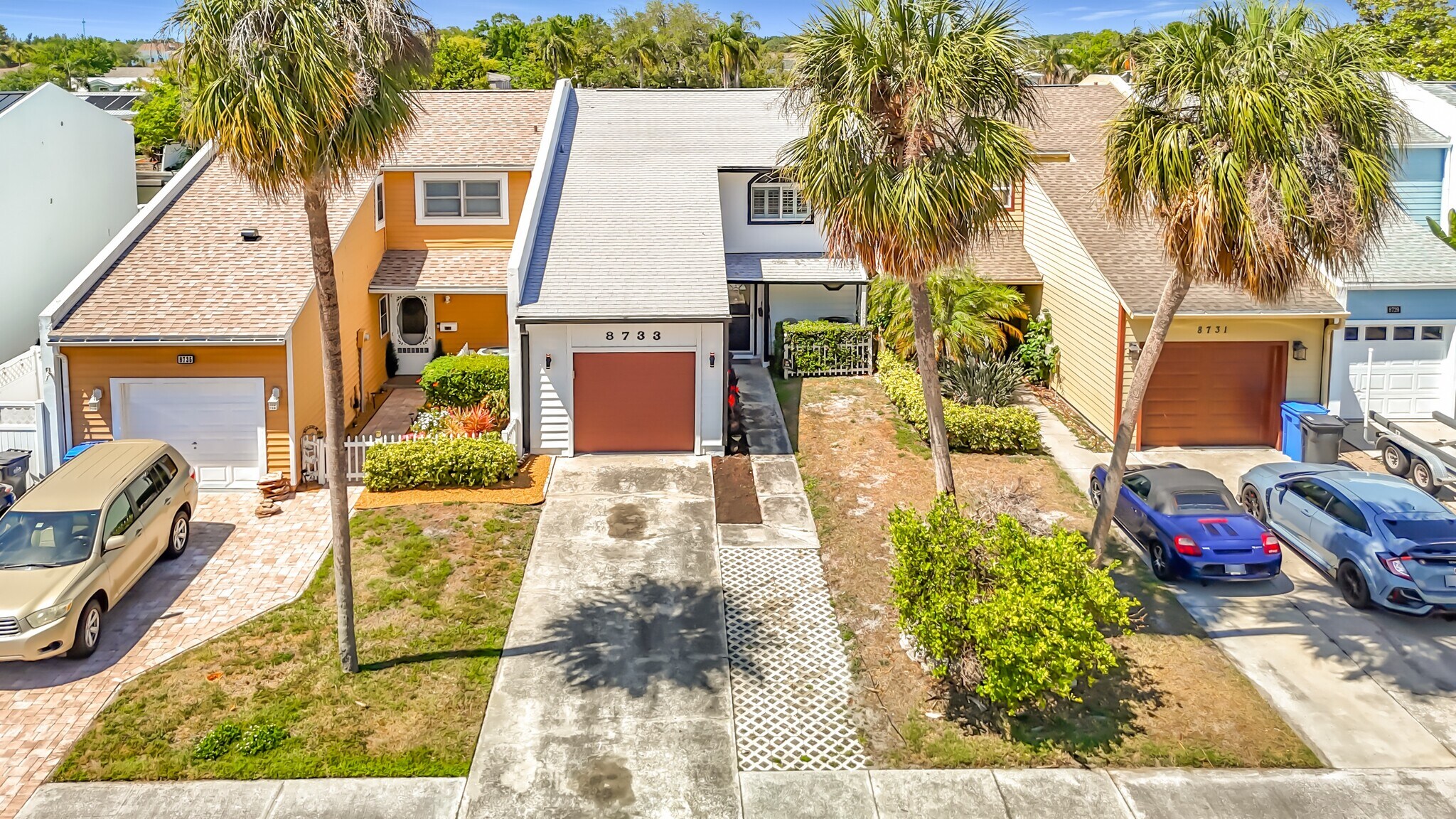 Building Photo - 8733 Bay Pointe Dr