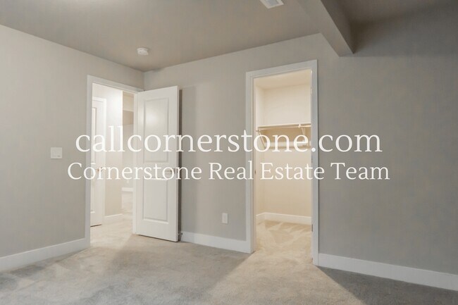 Building Photo - 10565 Summer Rdg Dr